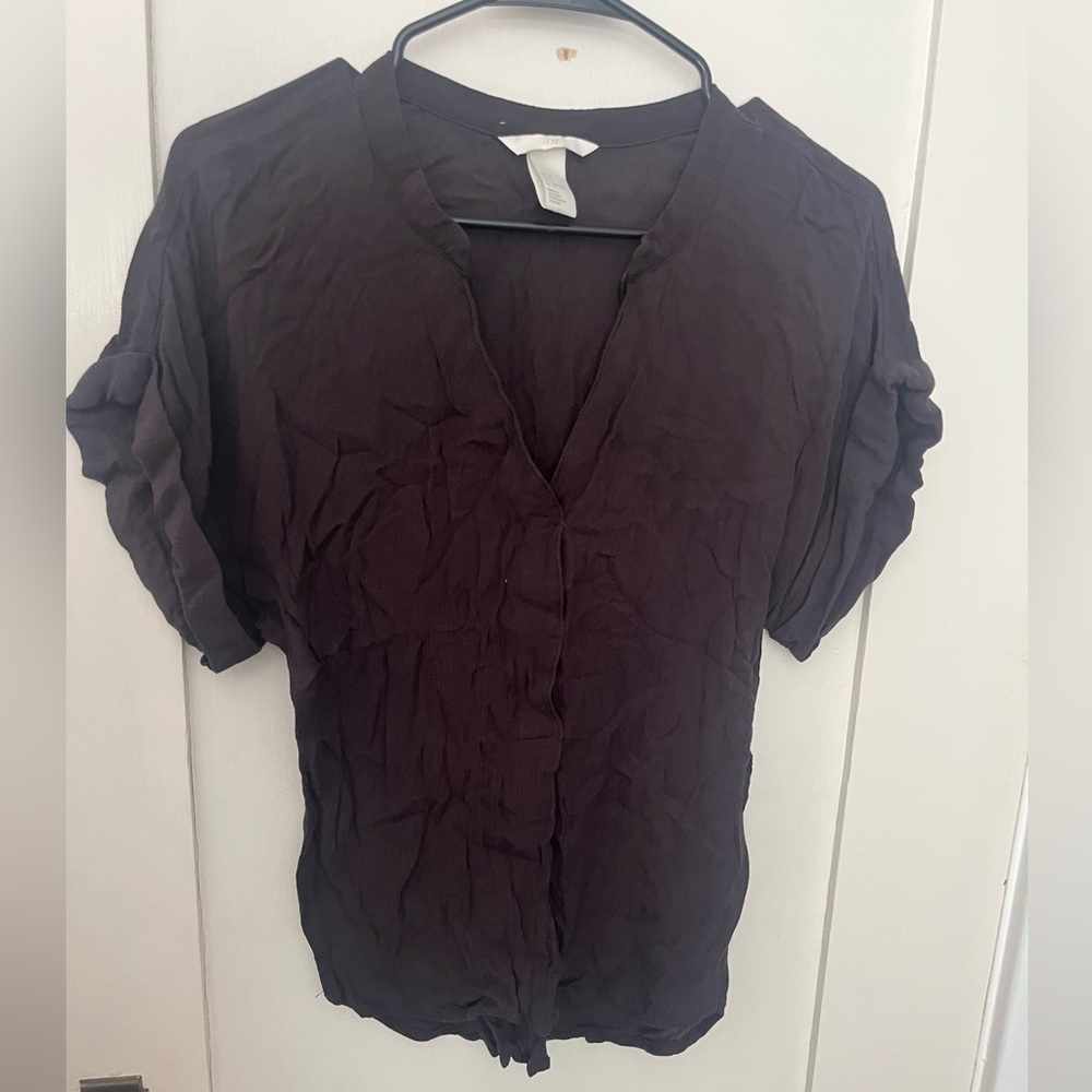 H&M light black v-neck blouse. Size 4